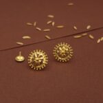 gold earrings