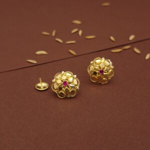 gold earrings